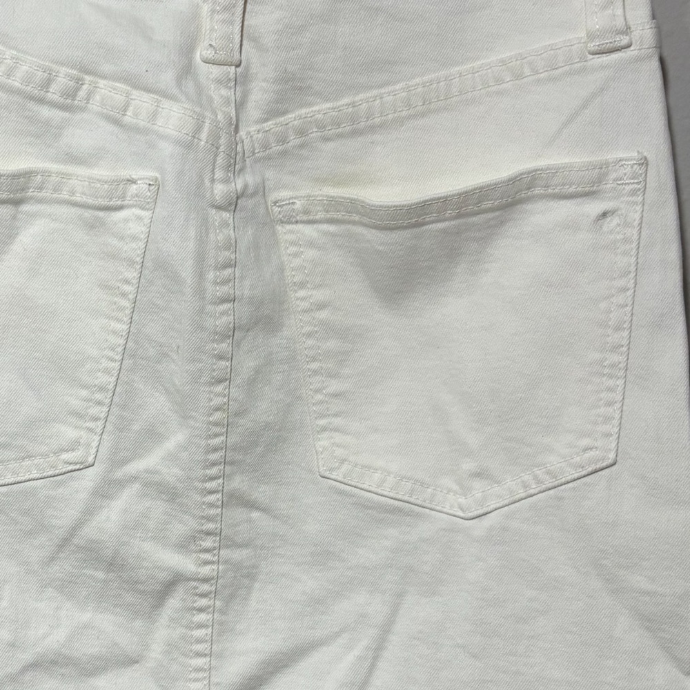 Madewell White Denim Button-Front Mini Skirt | Size 2 - Picture 9 of 10
